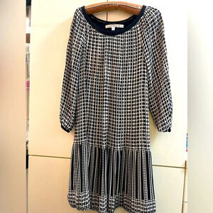 Max studio dress Sz XS  fit flare midi ribbed black/white/ beige